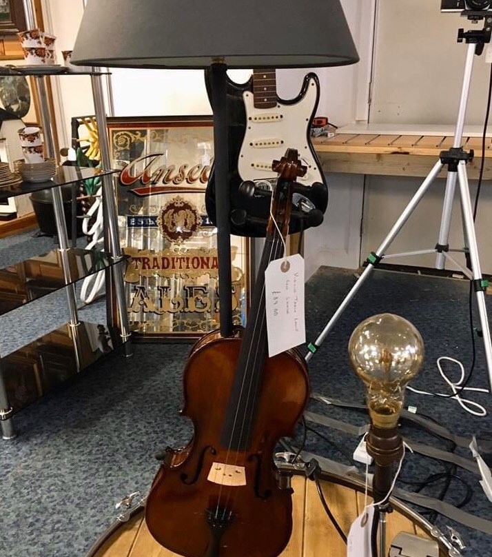 Antiques and Collectables Centre DeBradelei Mill - Belper-Belper必去景点