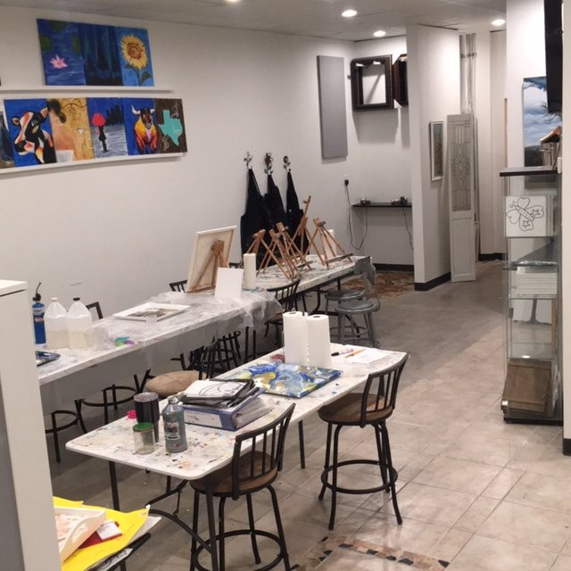 Art Class & Wine Glass-North Houston必去景点