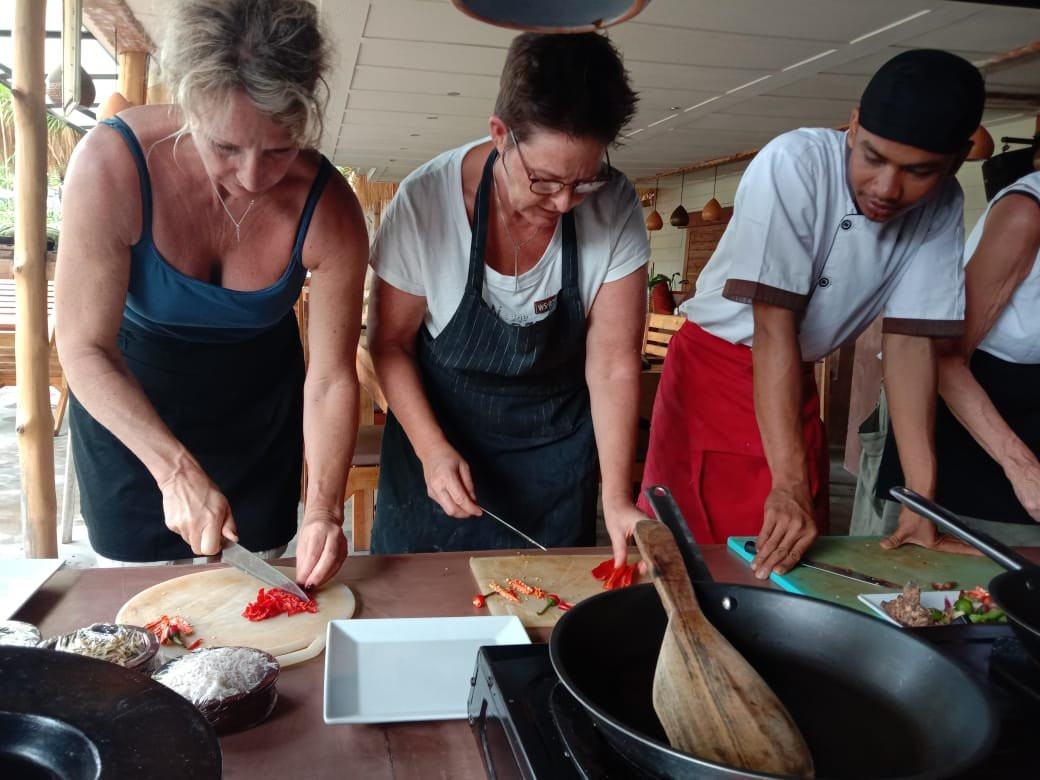 SELONG BELANAK COOKING CLASS-Selong Belanak必去景点