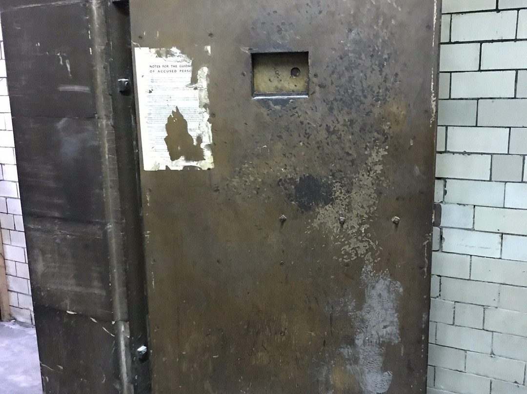 Ayr Town Hall Cells-艾尔必去景点