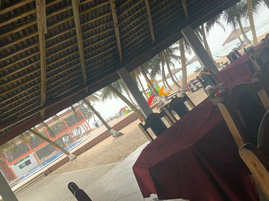 Tenack Beach Resort主图