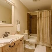 The Pointe Bed & Breakfast at North View