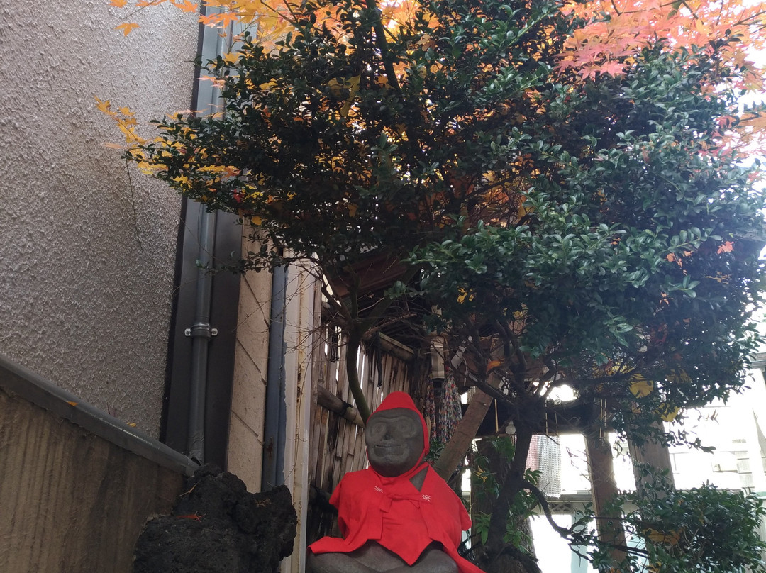 Sugamo no Koshinzuka-Sugamo必去景点