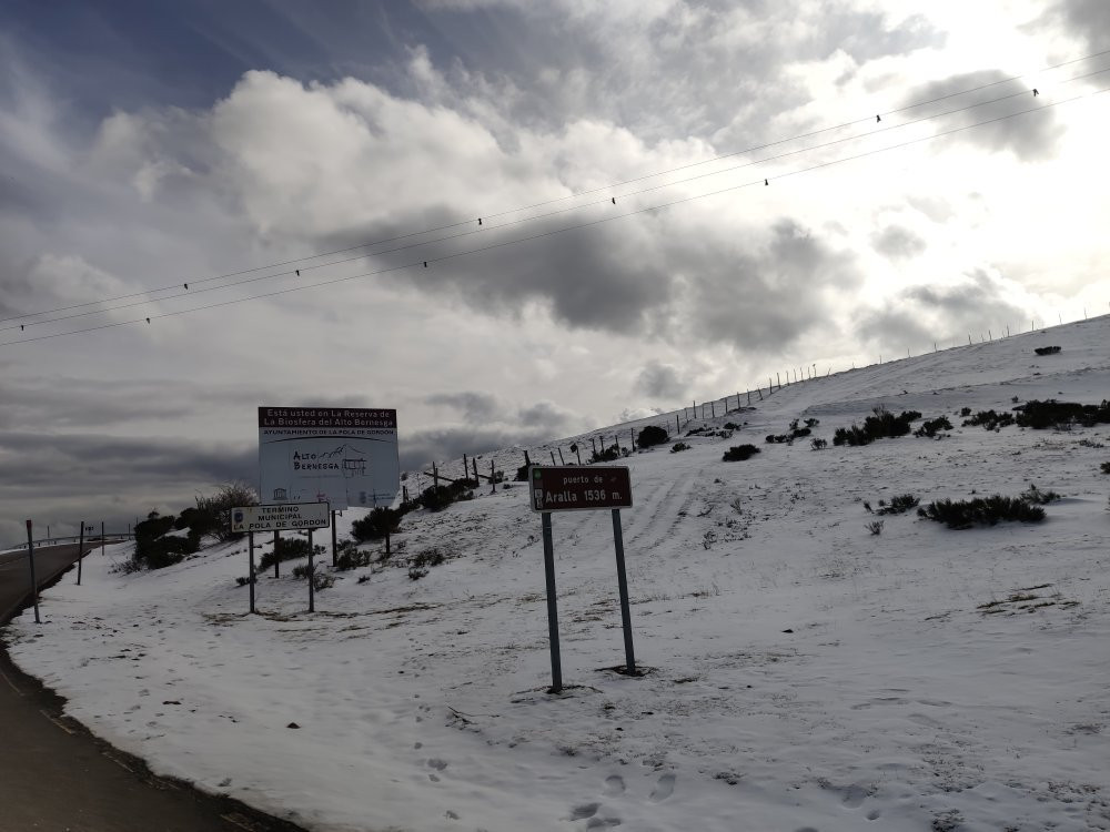 Puerto de Aralla-Geras必去景点