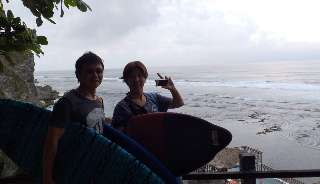 Rainbow Surf Lesson-库塔必去景点