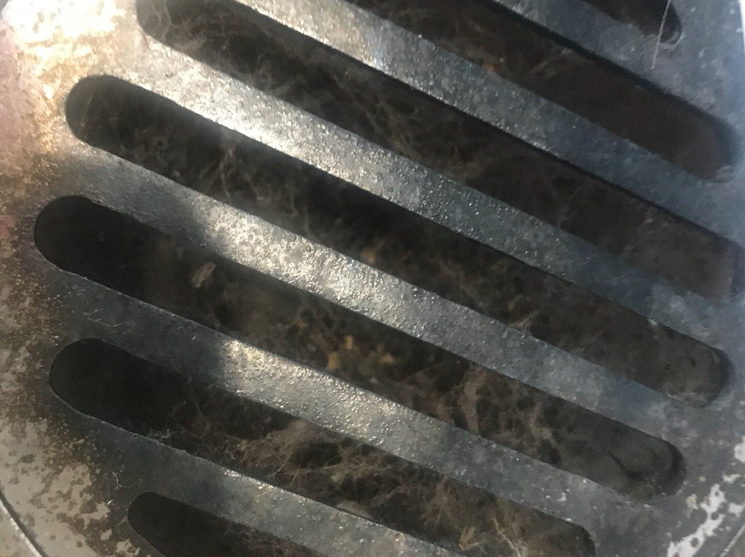 降灵岛热带雨林度假酒店主图