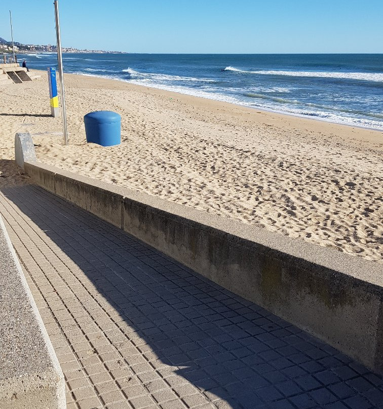 Platja del Cristall-巴达洛纳必去景点