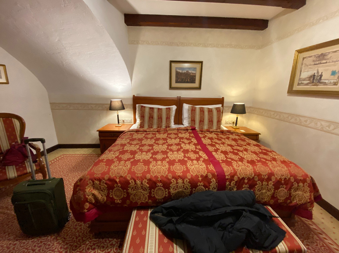 阿卡迪亚酒店主图