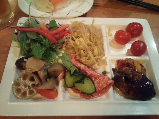 Y'S(ワイズ)バイキングレストラン