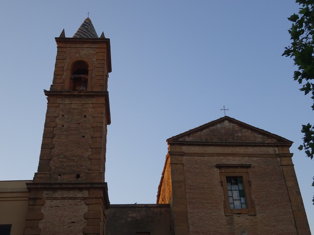 Chiesa e Convento di San Francesco-皮亚扎－阿尔梅里纳必去景点