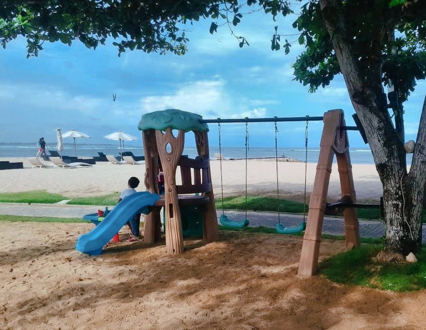 Tijili Hotel Benoa主图