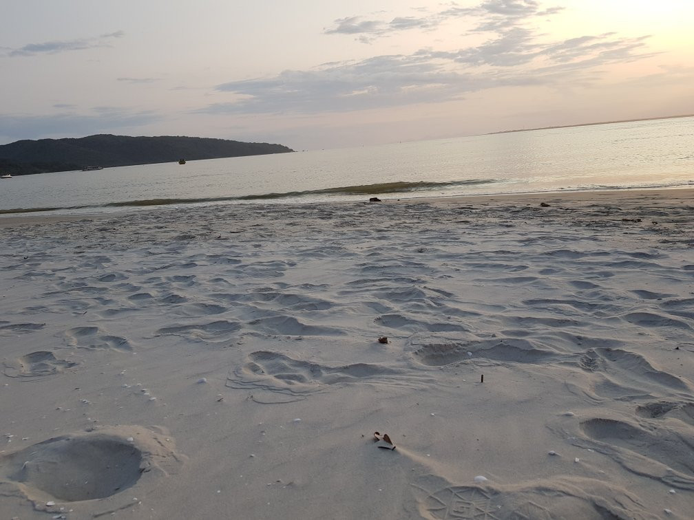 Limoeiro Beach-Ilha do Mel必去景点