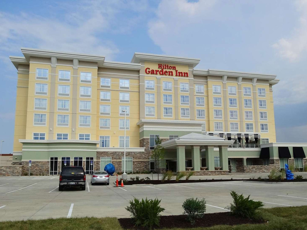 Hilton Garden Inn Olathe主图