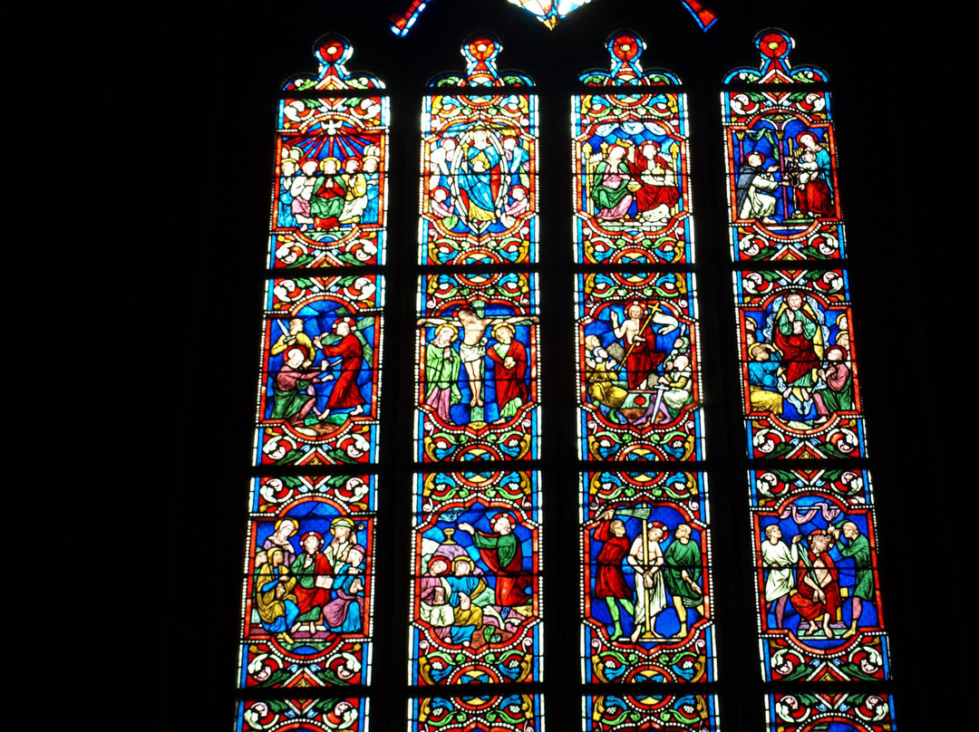 Église Saint-Ferréol de Saint-Fargeau景点图片
