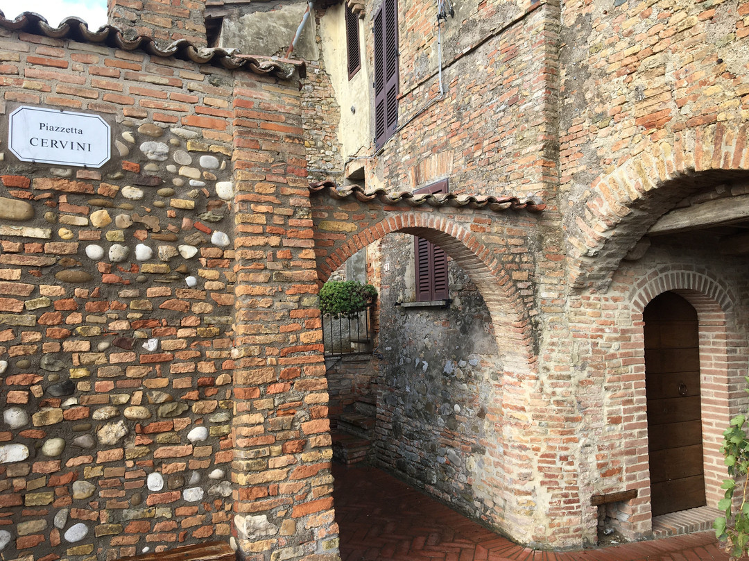 Castello di Fabro-法布罗必去景点