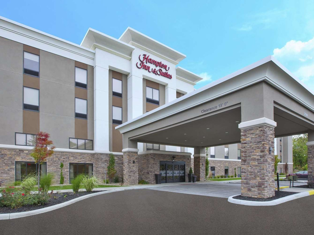 Hampton Inn & Suites Oakwood Village-Cleveland主图