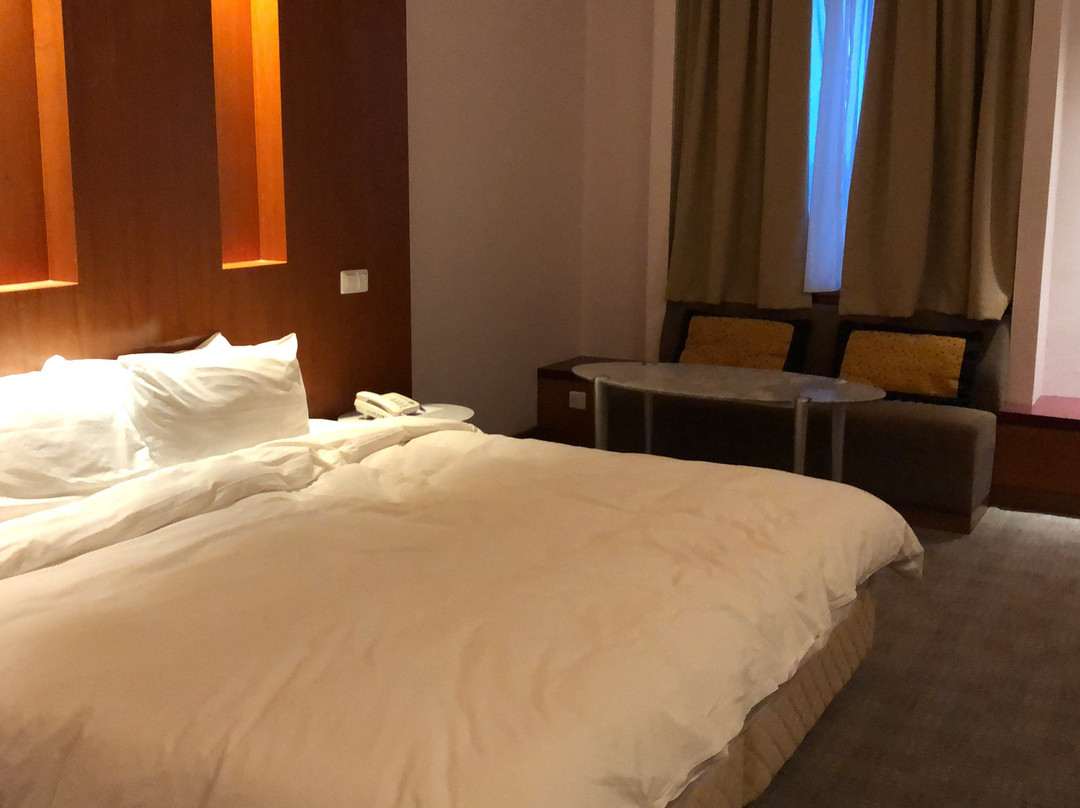 民都鲁园市艾佛利酒店主图