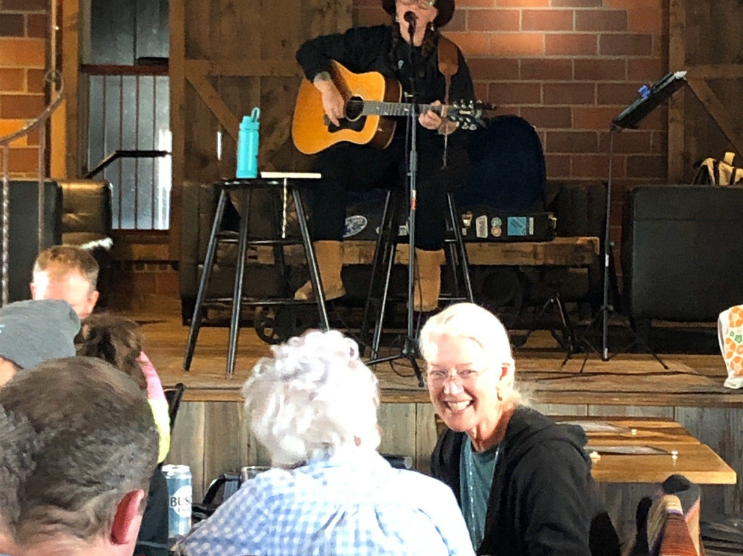 Reclaimed Rails Brewing Company-Bondurant必去景点