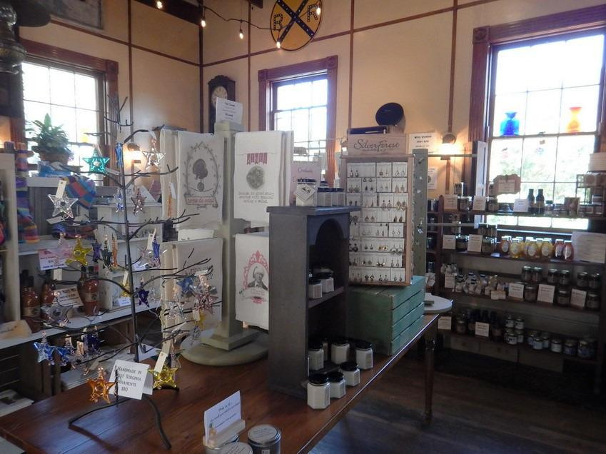 The Vintage Lady-哈泊斯费里必去景点