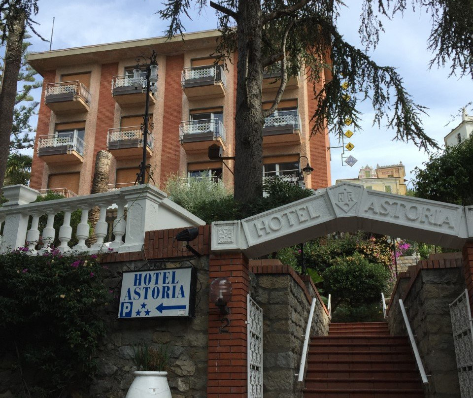 Hotel Astoria主图