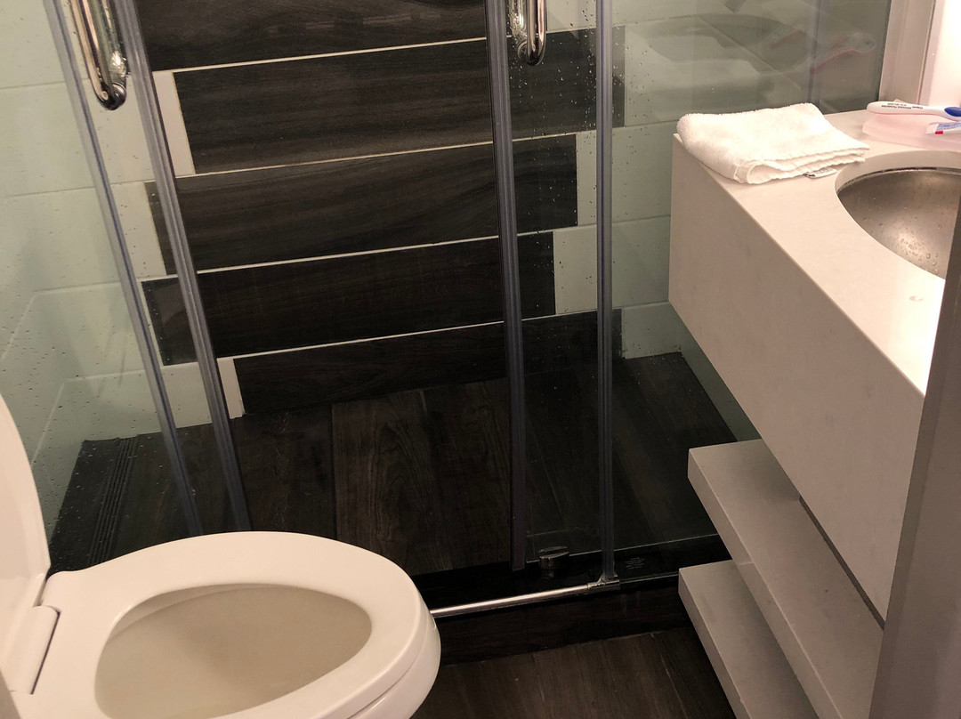 亚特兰大市中心靛蓝酒店主图