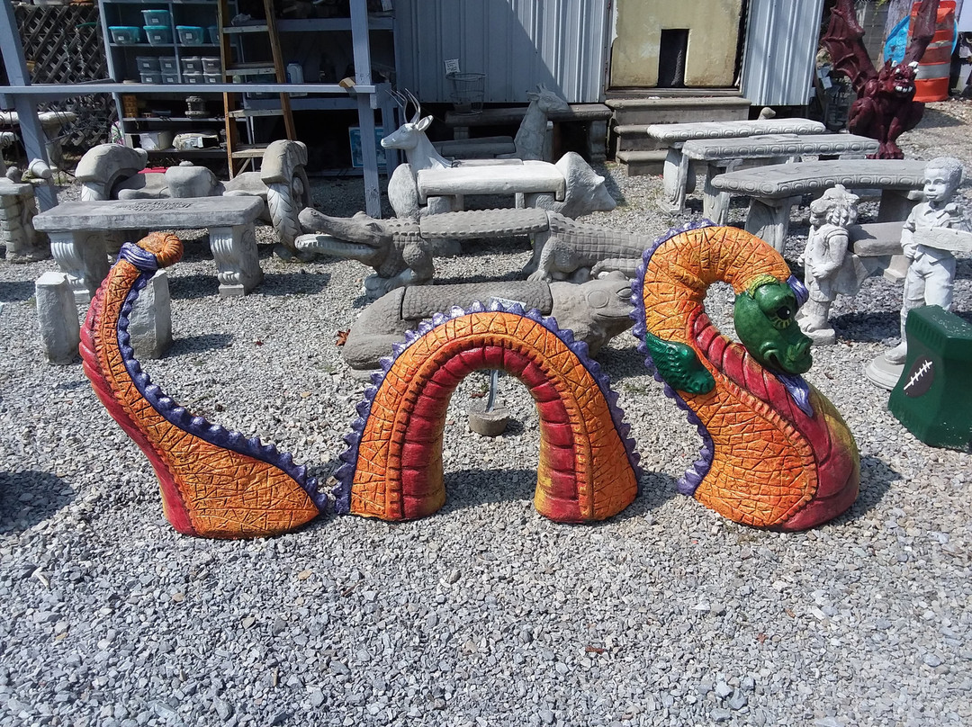 Concrete Statuary Designs-盖林柏格必去景点