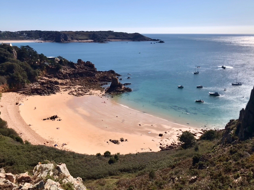 Beauport Beach-St. Aubin必去景点
