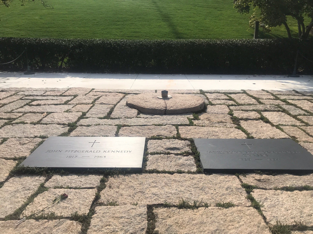 John F. Kennedy Grave Site景点图片