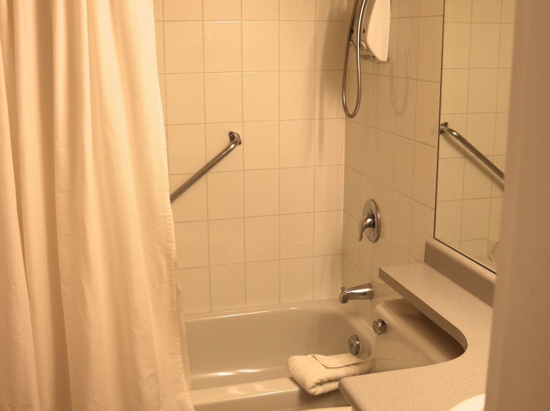 时代广场套房酒店主图