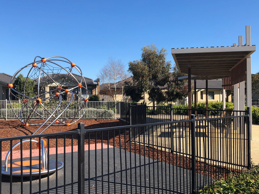 Sandhurst Playground景点图片