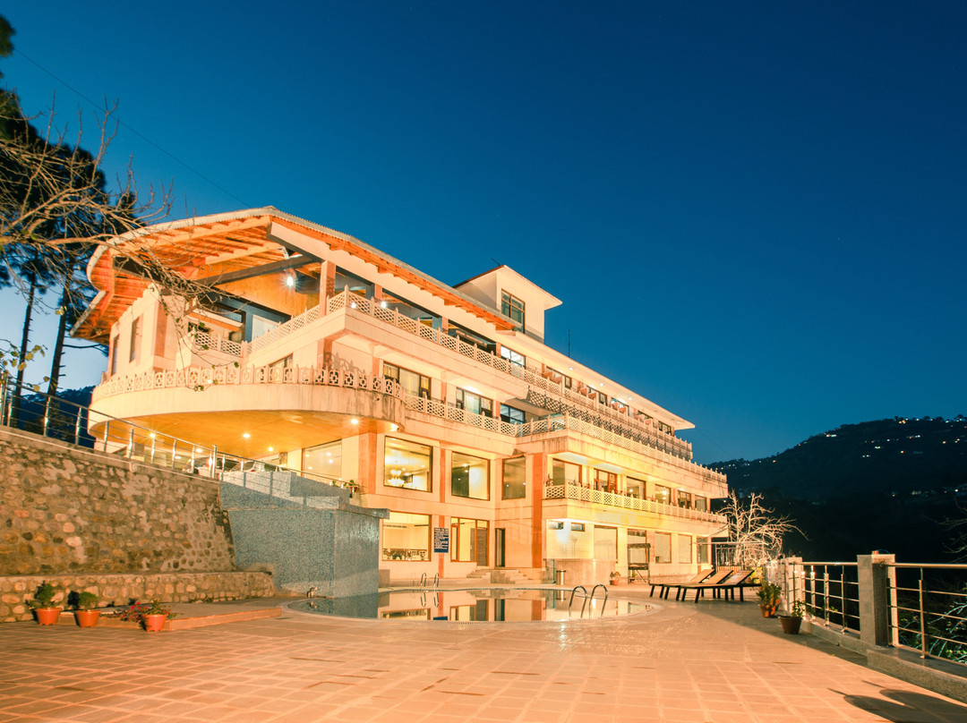 Sea Hawk Hill Resort, Bhimtal主图