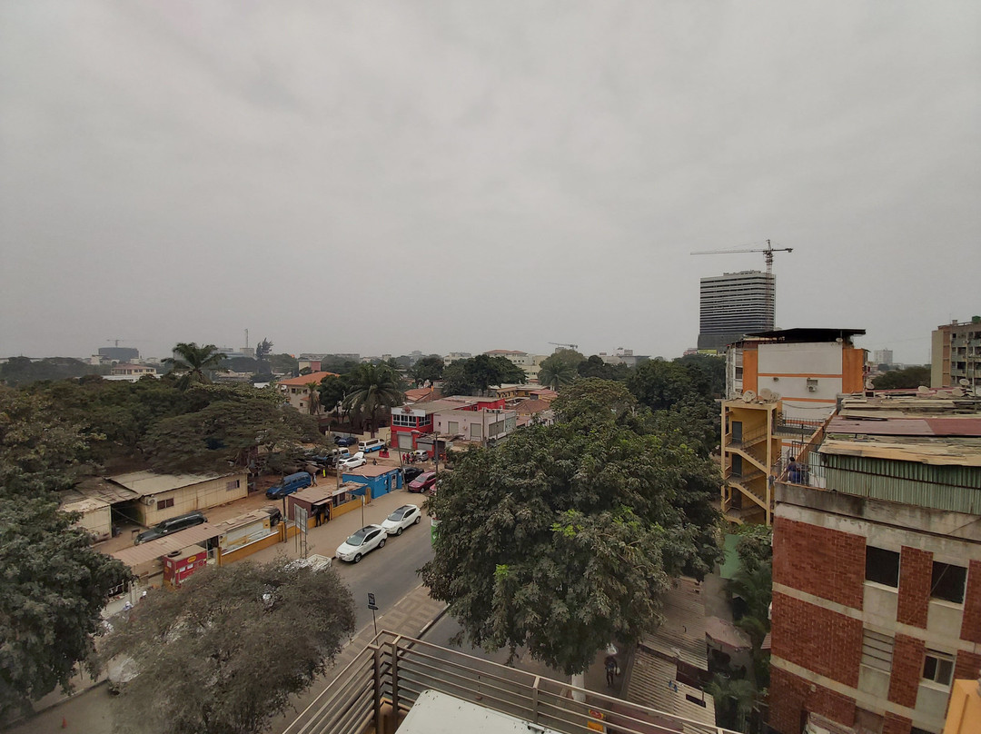 阿尔瓦拉德酒店主图