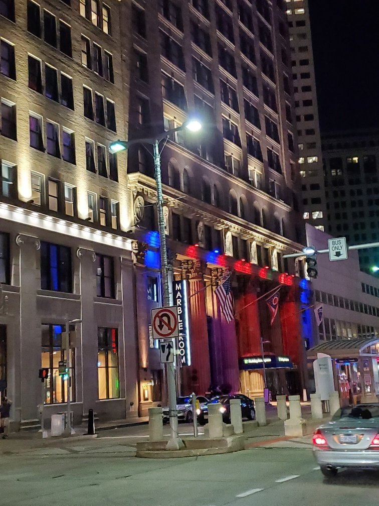 克利夫兰市中心智选假日酒店-浴室