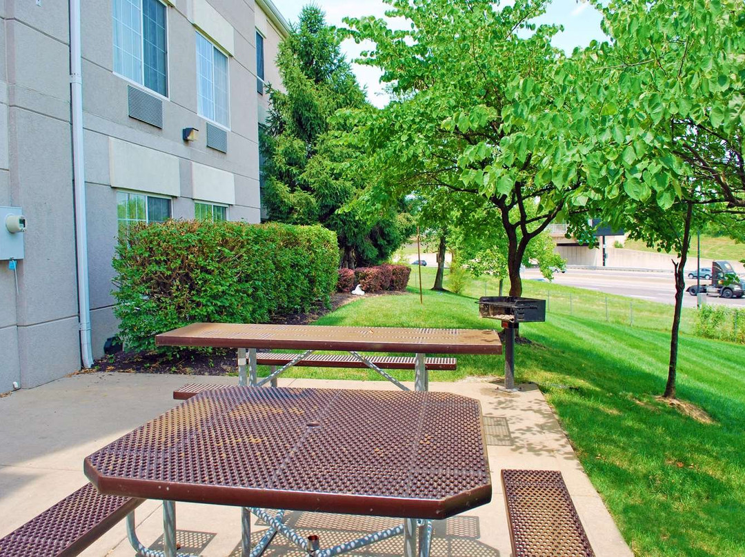 Extended Stay America Suites - St Louis - Airport - Central主图