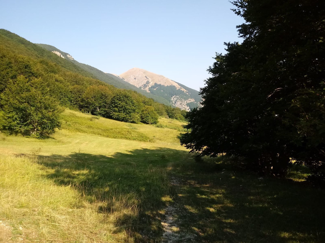 Riserva Naturale Lama Bianca-Roccacaramanico必去景点