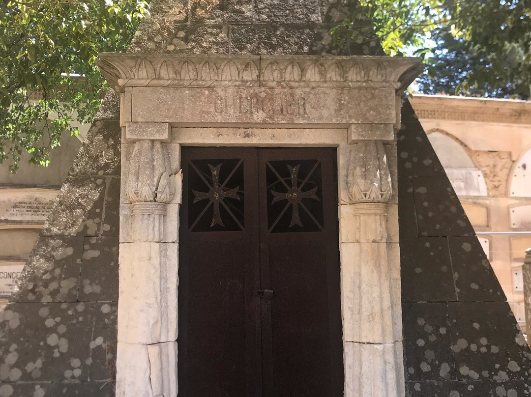 Monumental Cemetery景点图片