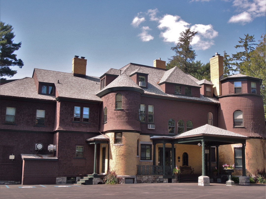 The Brewster Inn主图