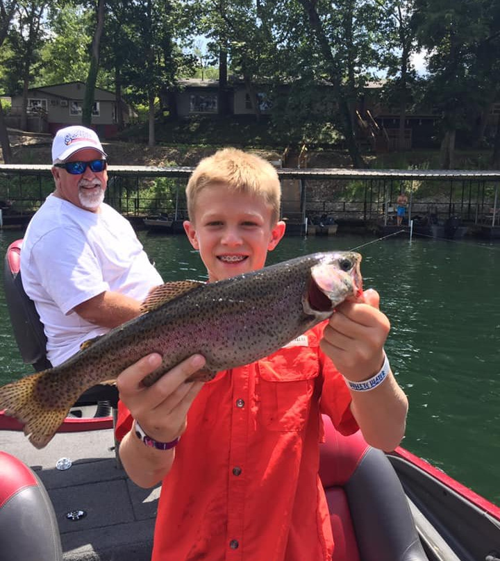 Lake Taneycomo-布兰森必去景点