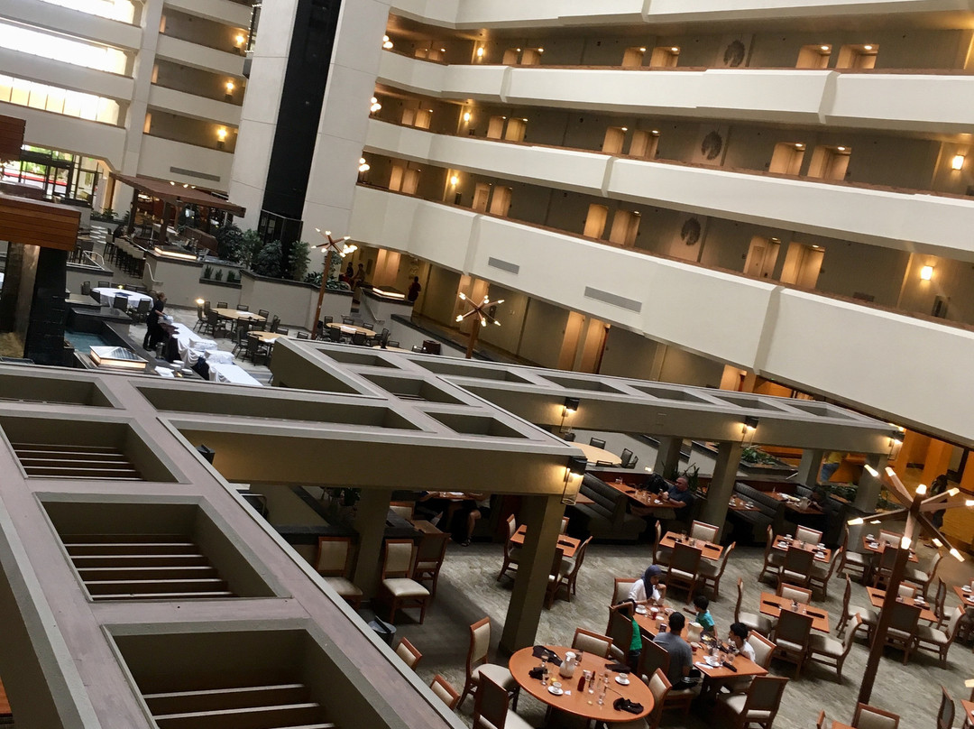 希尔顿逸林弗雷斯诺会议中心酒店主图