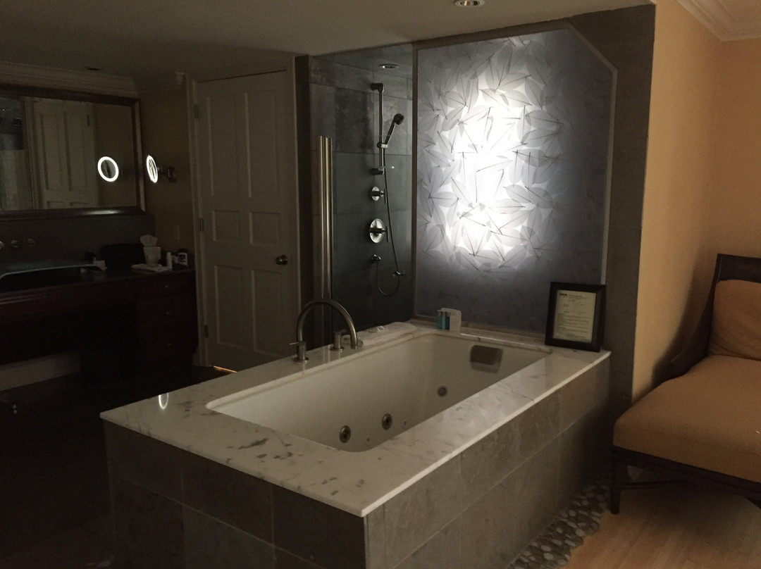 The American Club主图