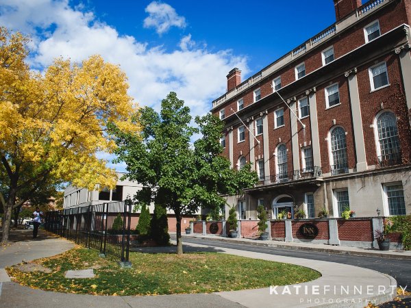 百老汇旅馆-官方