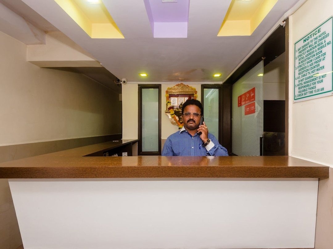 OYO 23285 The Diplomat Lodging主图