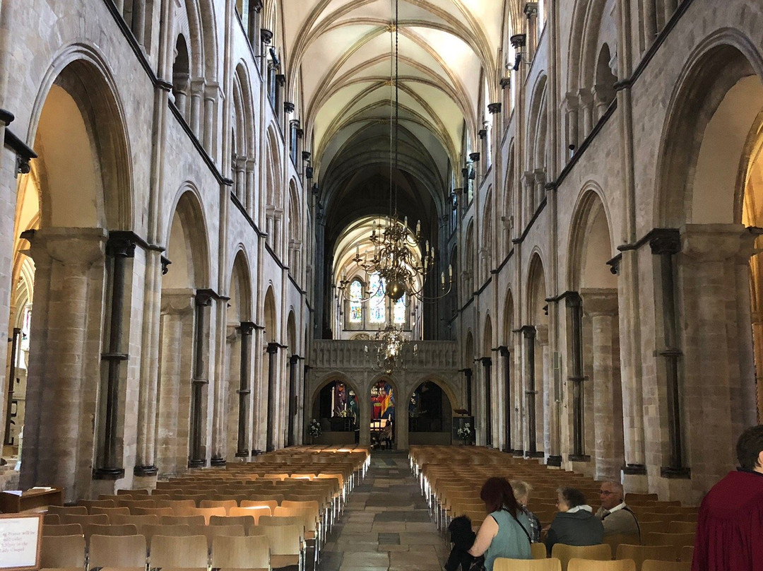 Chichester Cathedral景点图片
