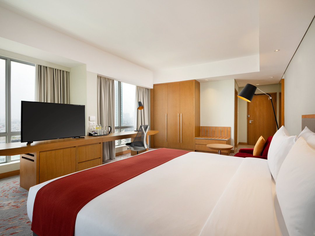 Holiday Inn & Suites Jakarta Gajah Mada By IHG主图