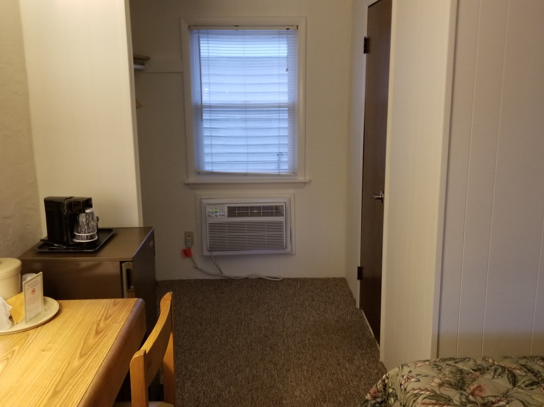 Coral Seas Oceanfront Motel主图