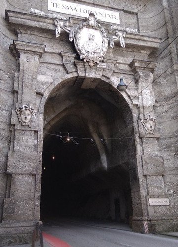 Siegmundstor (Neutor)-萨尔茨堡必去景点