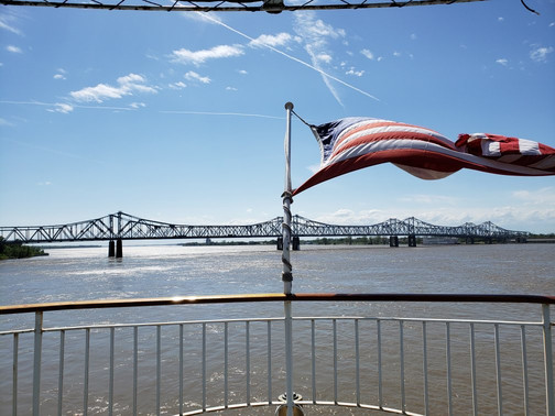 African Queen Steamboat Tour-新瓦雅塔必去景点