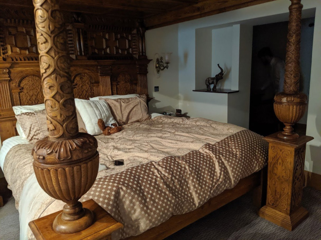 Saddleworth Hotel主图