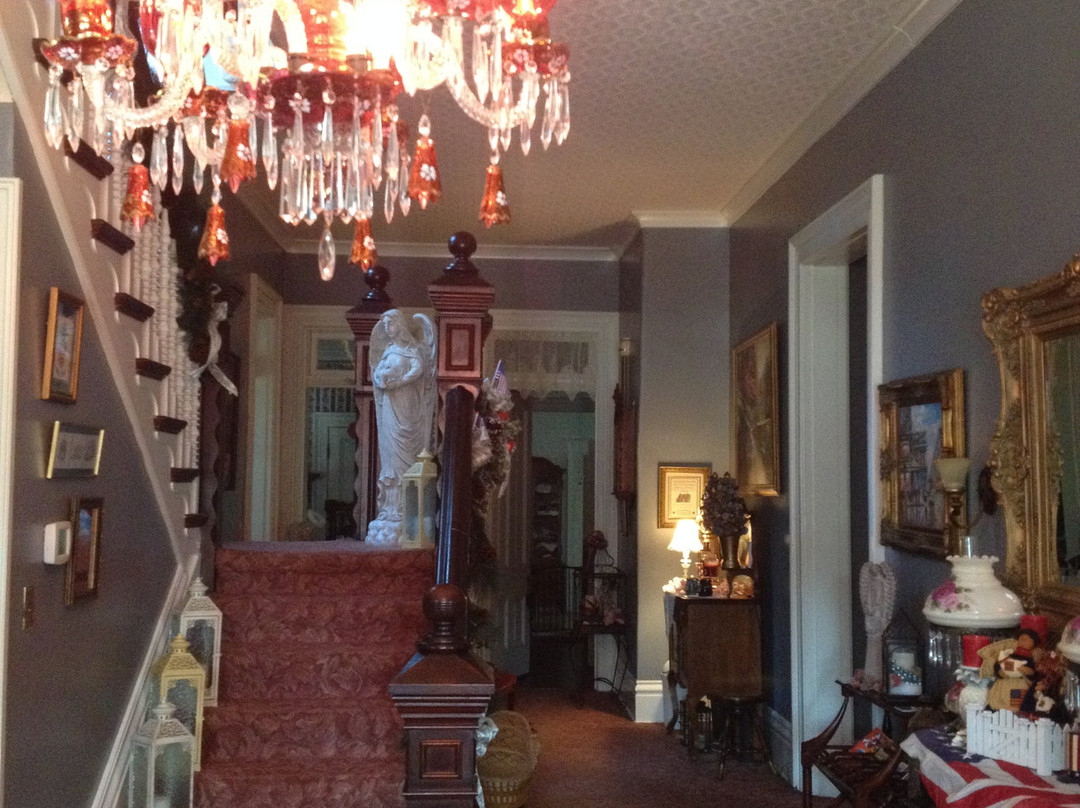 Victorian House Bed and Breakfast主图