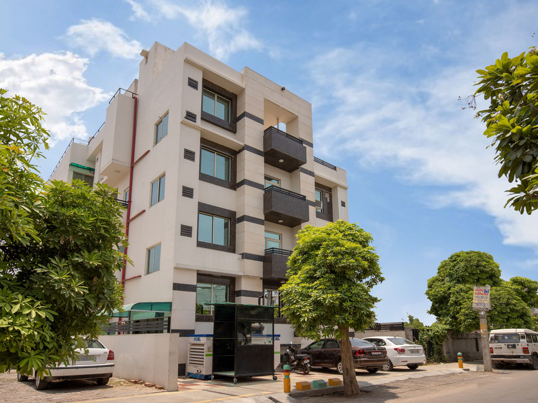 Elite Suites Hotel, Gomti Nagar主图